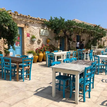 Holiday home Arianna's House With Sea View, Parking And Wi-fi Avola
