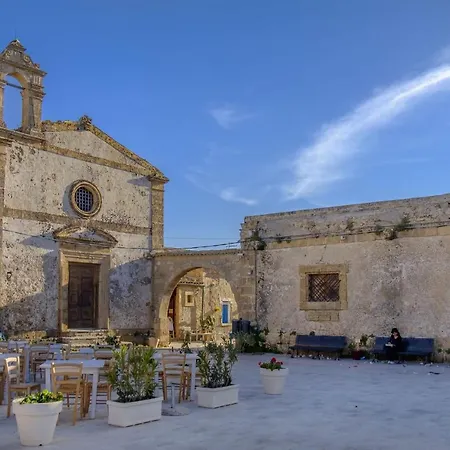 Holiday home Arianna's House With Sea View, Parking And Wi-fi Avola