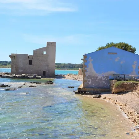 Arianna's House With Sea View, Parking And Wi-fi Holiday home *