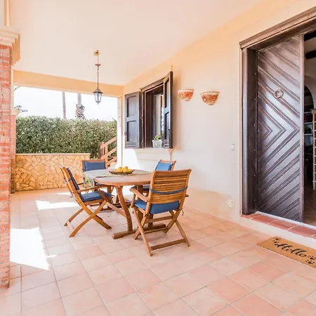 Arianna's House With Sea View, Parking And Wi-fi *