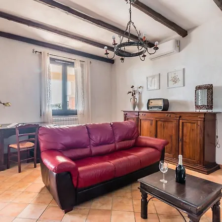 Arianna's House With Sea View, Parking And Wi-fi